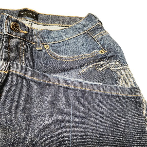 The Limited Distressed Embellished Jeans‎ - Size 6 - Picture 12 of 13